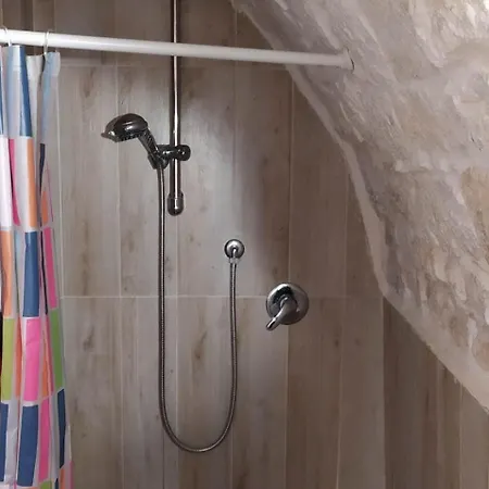 Sotto L'arco * 오스투니