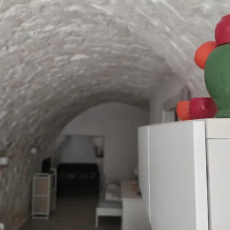 아파트 Sotto L'arco 오스투니